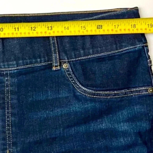 SPANX Flare Jeans Pull On Dark Wash Midnight Blue Plus Size 1X - Picture 11 of 16